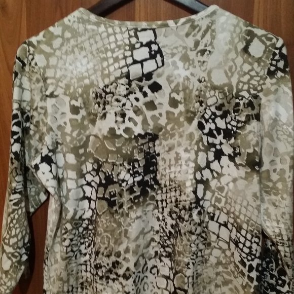 Alia Petite Set- Zipper Jacket & 3/4 Sleeve Shirt - Picture 10 of 15